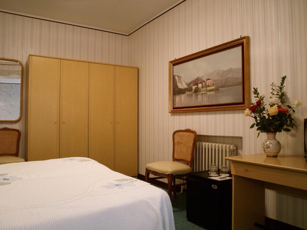Du Parc Hotel Lake Maggiore Bilik gambar