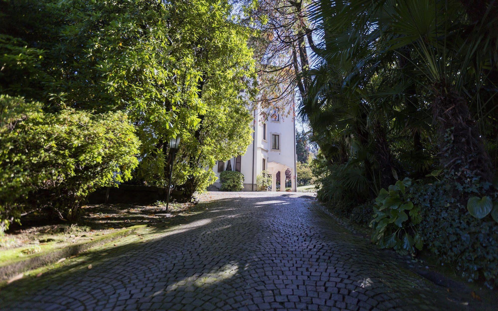 Du Parc Hotel Lake Maggiore Luaran gambar